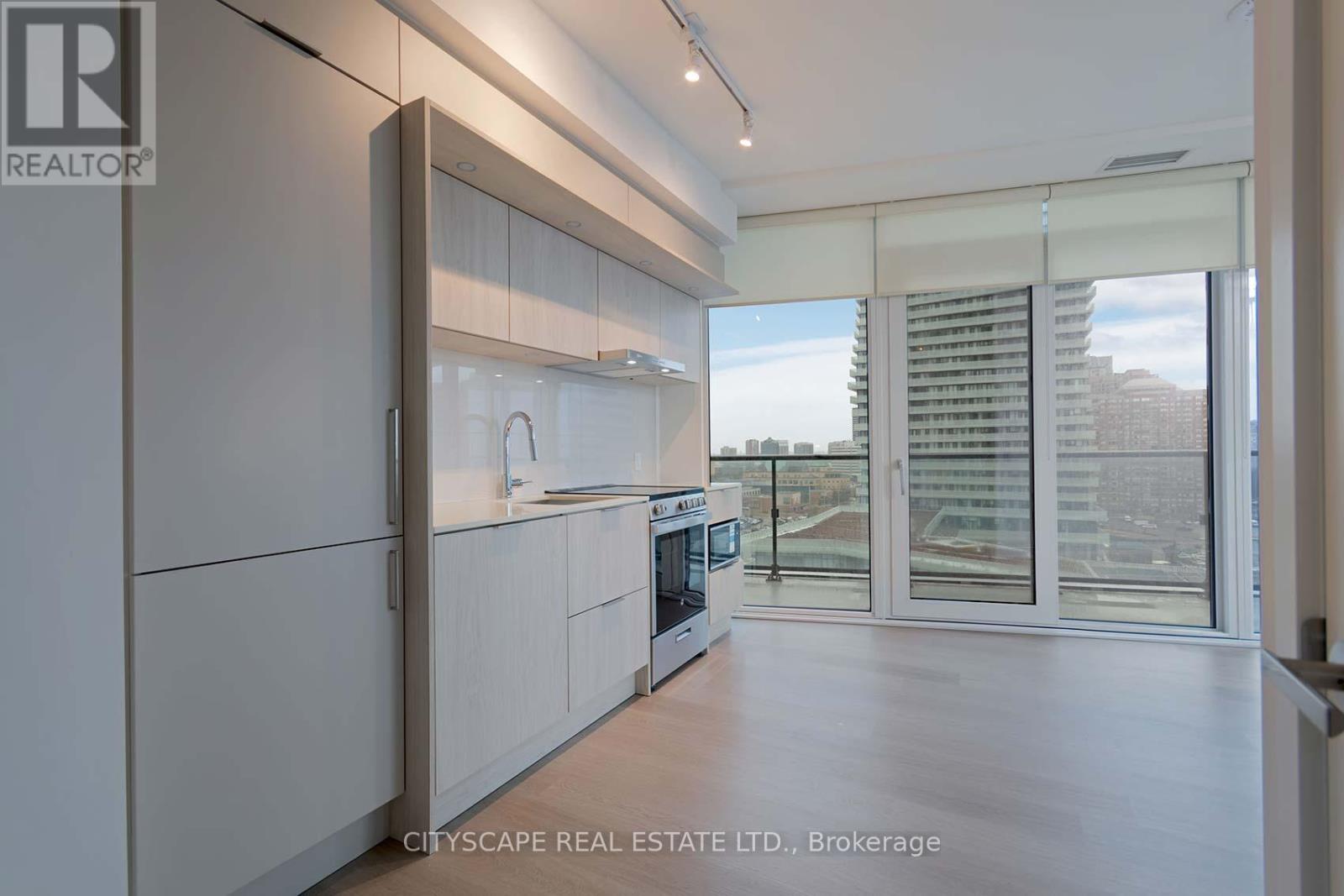 1006 - 448 Burnhamthorpe Road, Mississauga, Ontario  L5B 4M6 - Photo 15 - W12952470