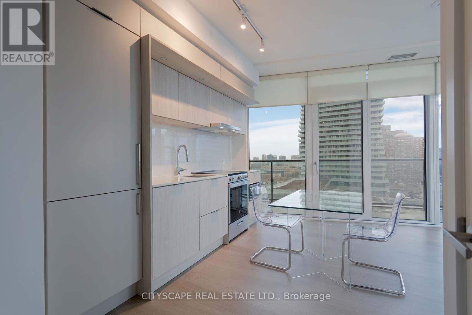 1006 - 448 Burnhamthorpe Road, Mississauga, Ontario  L5B 4M6 - Photo 16 - W12952470