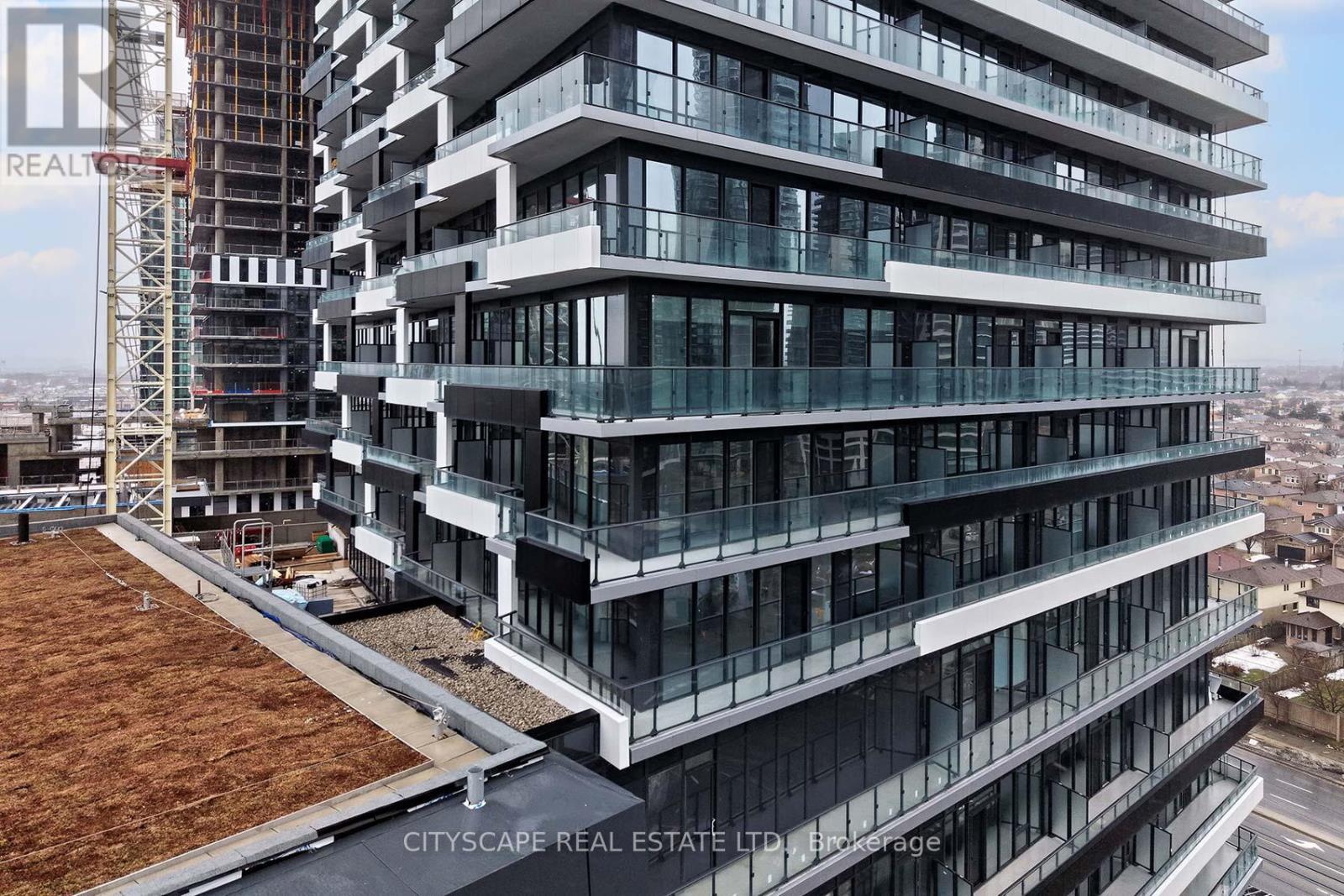 1006 - 448 Burnhamthorpe Road, Mississauga, Ontario  L5B 4M6 - Photo 22 - W12952470