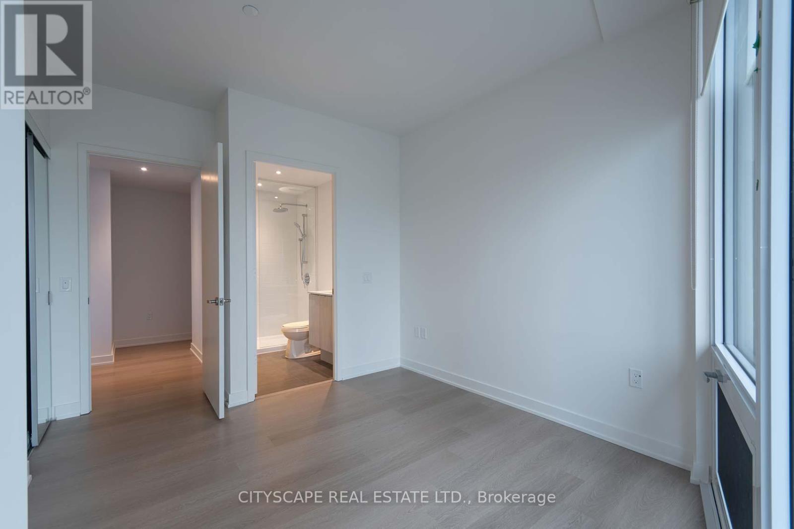 1006 - 448 Burnhamthorpe Road, Mississauga, Ontario  L5B 4M6 - Photo 27 - W12952470