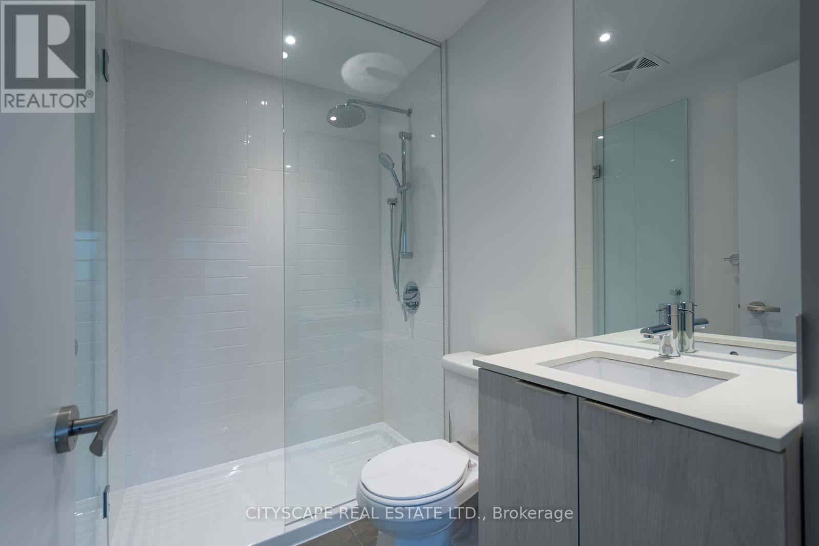 1006 - 448 Burnhamthorpe Road, Mississauga, Ontario  L5B 4M6 - Photo 30 - W12952470