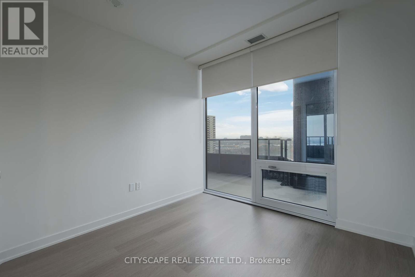 1006 - 448 Burnhamthorpe Road, Mississauga, Ontario  L5B 4M6 - Photo 31 - W12952470