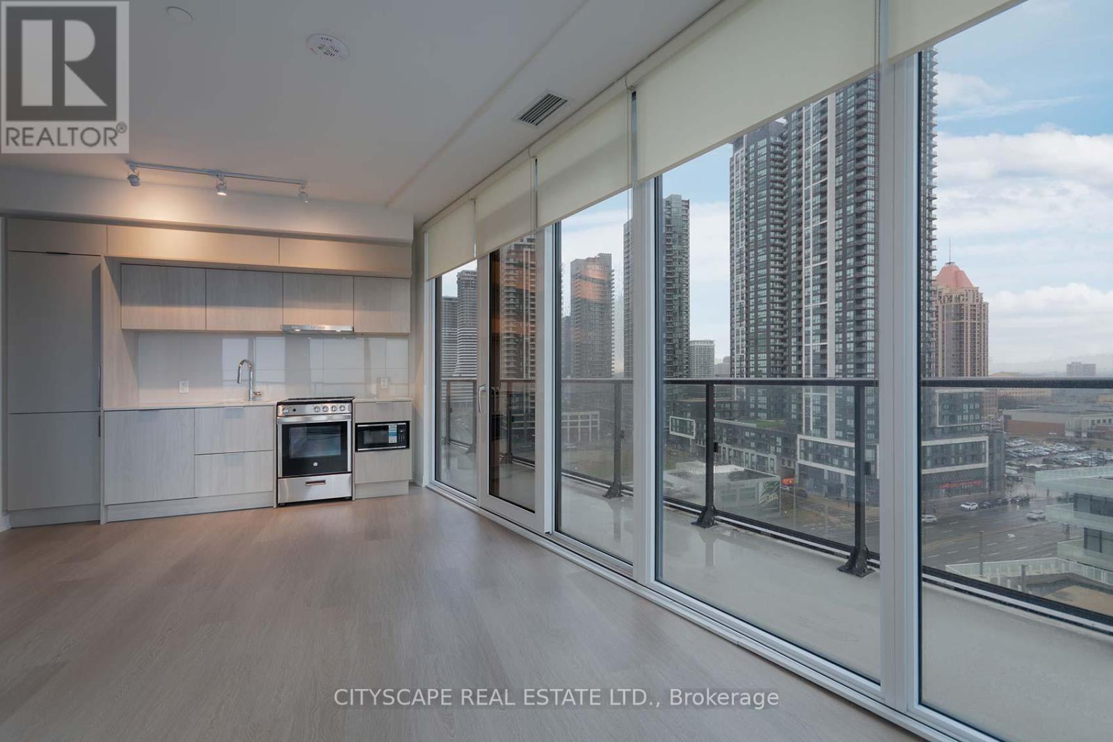 1006 - 448 Burnhamthorpe Road, Mississauga, Ontario  L5B 4M6 - Photo 9 - W12952470