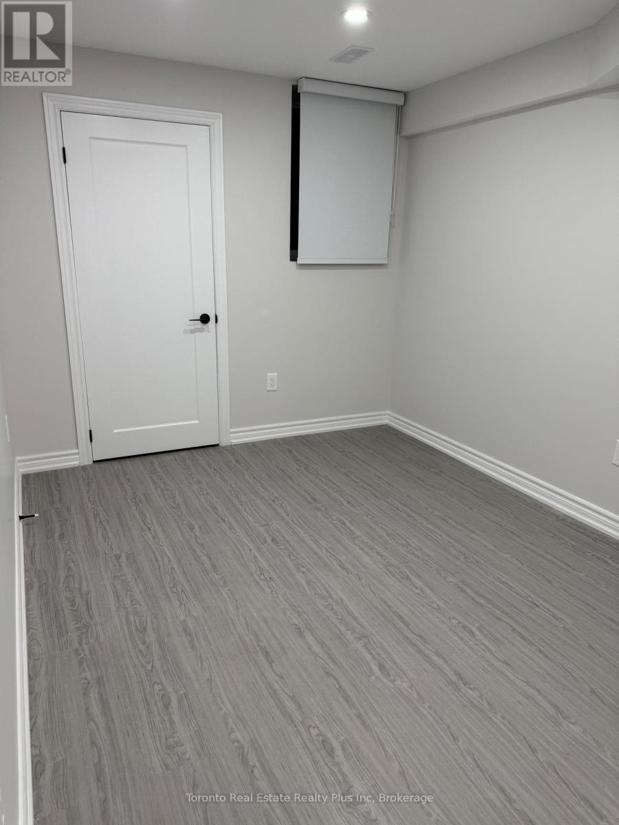 1476 Melville Bonus Crescent, Milton, Ontario  L9E 2H4 - Photo 13 - W12952516