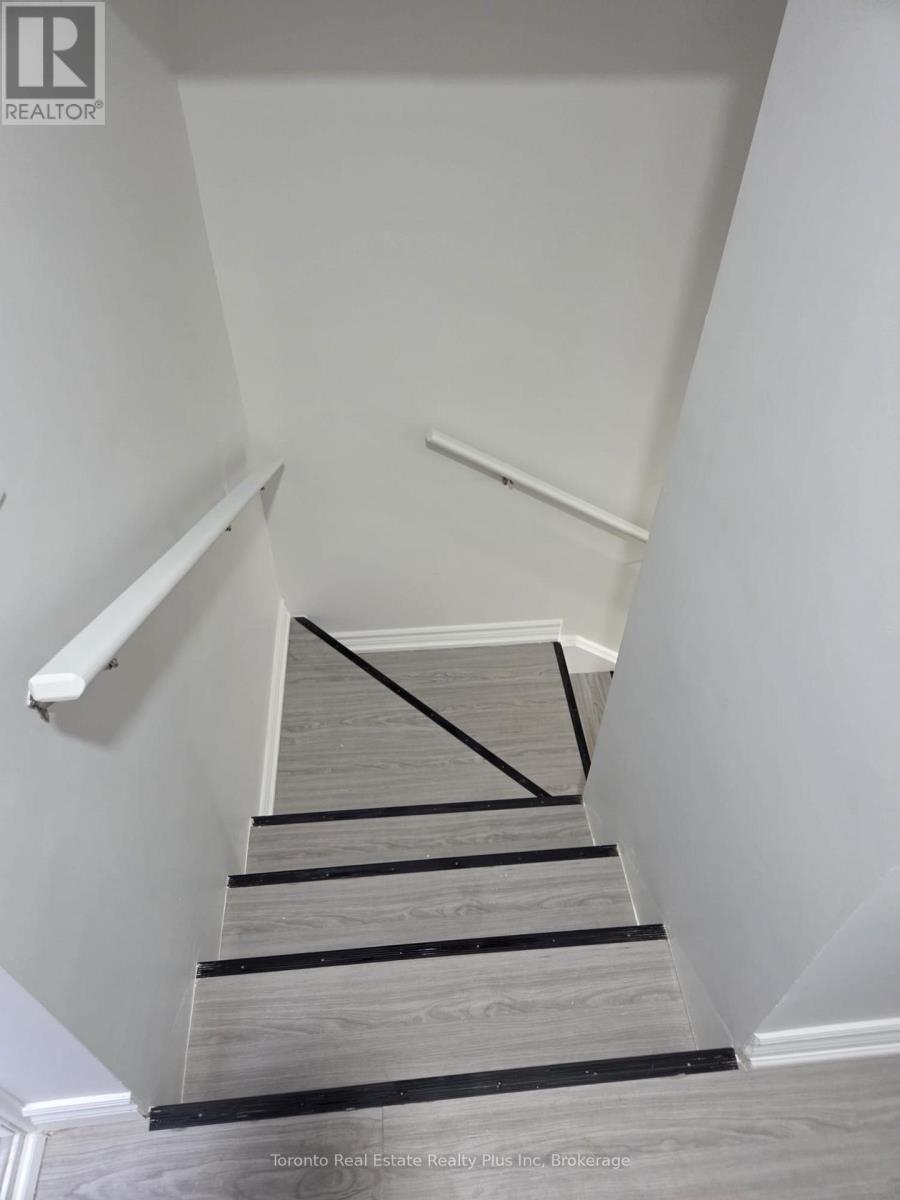 1476 Melville Bonus Crescent, Milton, Ontario  L9E 2H4 - Photo 4 - W12952516