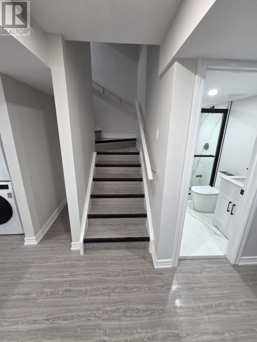 1476 Melville Bonus Crescent, Milton, Ontario  L9E 2H4 - Photo 5 - W12952516