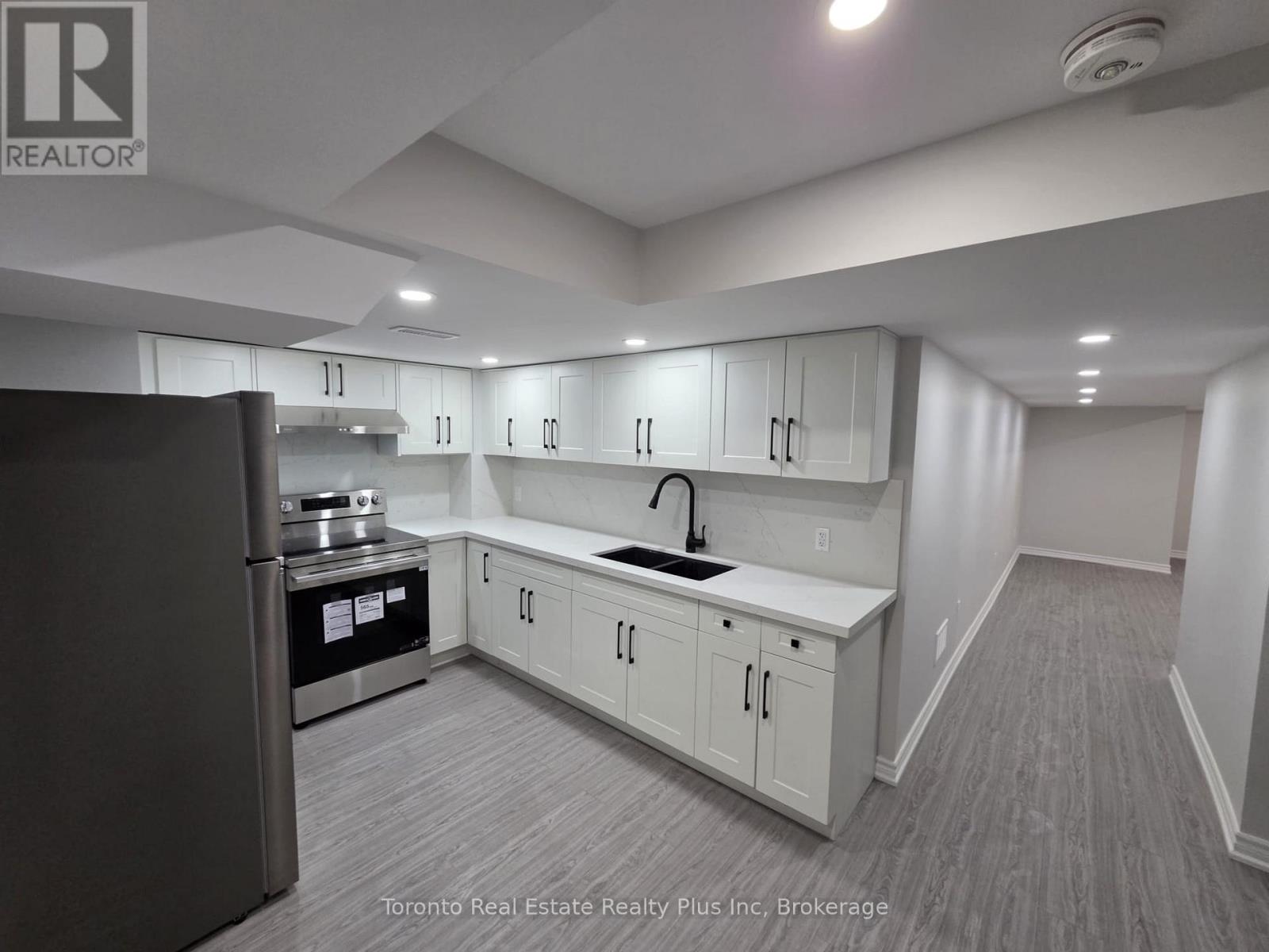 1476 Melville Bonus Crescent, Milton, Ontario  L9E 2H4 - Photo 7 - W12952516