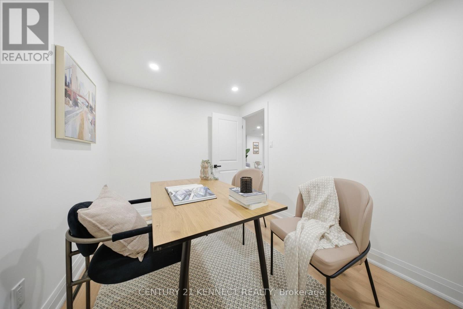 2121 Baynham Court, Mississauga, Ontario  L5A 1H1 - Photo 25 - W12952538