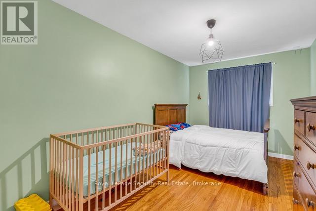 129 Milady Road, Toronto, Ontario  M9L 2J1 - Photo 25 - W12952542