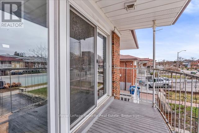 129 Milady Road, Toronto, Ontario  M9L 2J1 - Photo 42 - W12952542