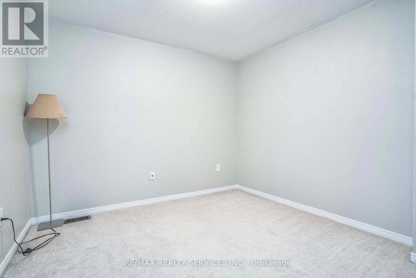 6 Birchfield Crescent, Caledon, Ontario  L7C 3P6 - Photo 22 - W12952546