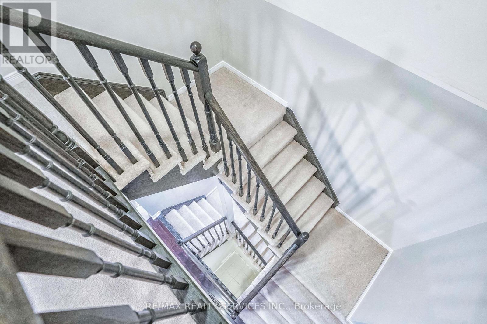 6 Birchfield Crescent, Caledon, Ontario  L7C 3P6 - Photo 30 - W12952546