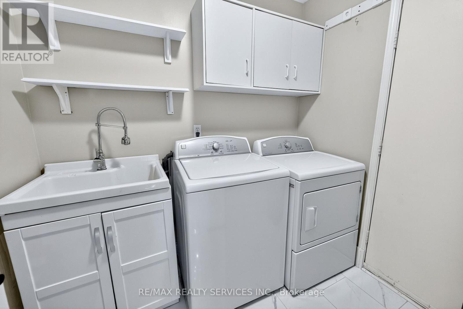 99 White Tail Crescent, Brampton, Ontario  L6Y 5B9 - Photo 15 - W12952570