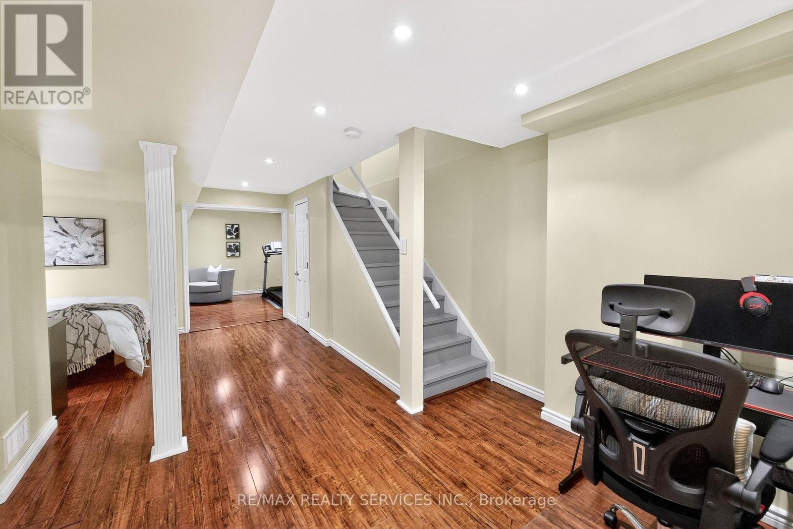 99 White Tail Crescent, Brampton, Ontario  L6Y 5B9 - Photo 30 - W12952570