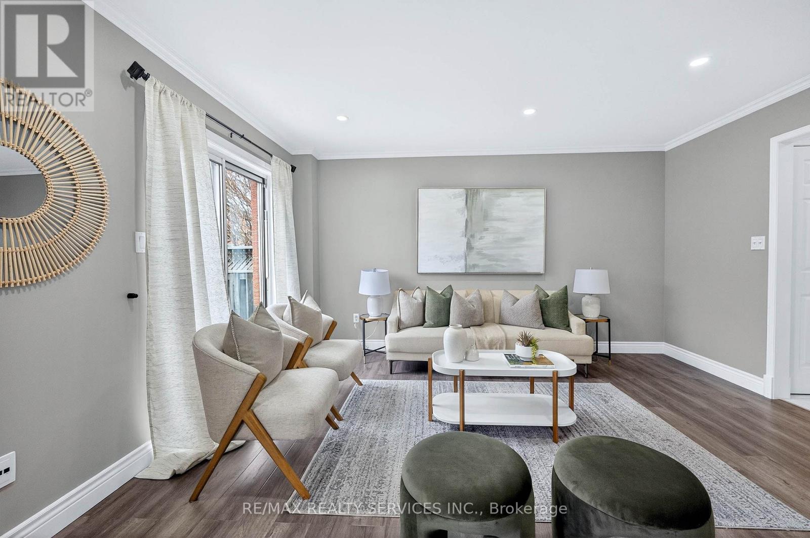 99 White Tail Crescent, Brampton, Ontario  L6Y 5B9 - Photo 9 - W12952570