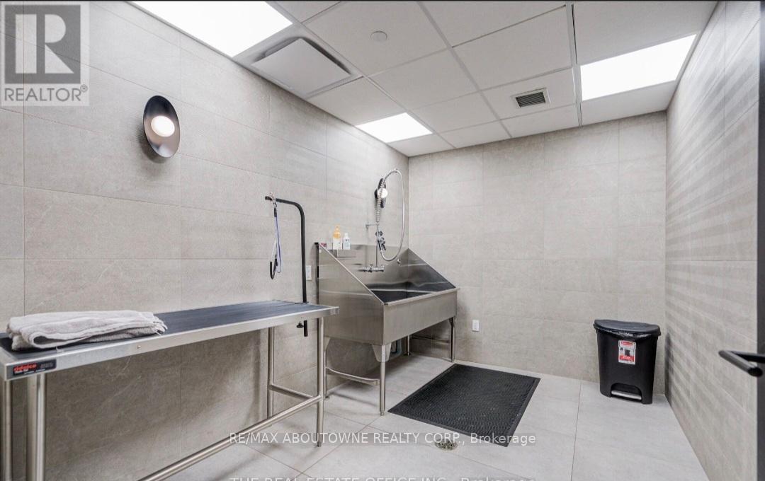 1009 - 3220 William Colston Avenue, Oakville, Ontario  L6H 7X9 - Photo 23 - W12952574