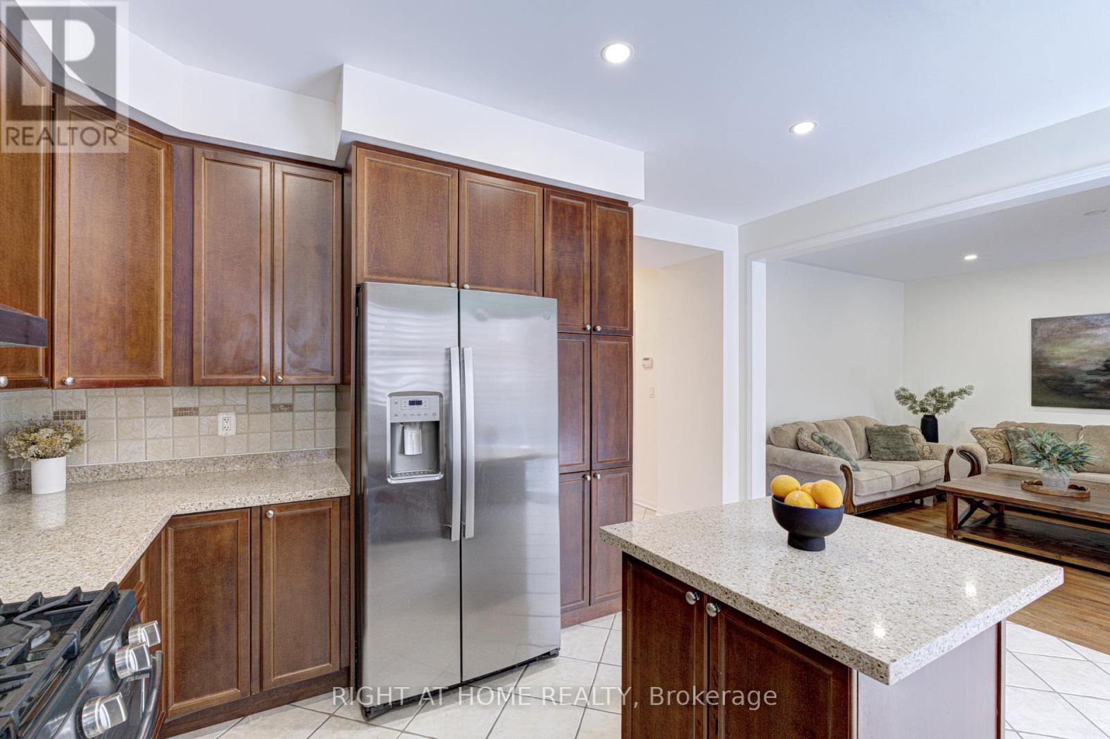 796 Rayner Court, Milton, Ontario  L9T 0N8 - Photo 14 - W12952624