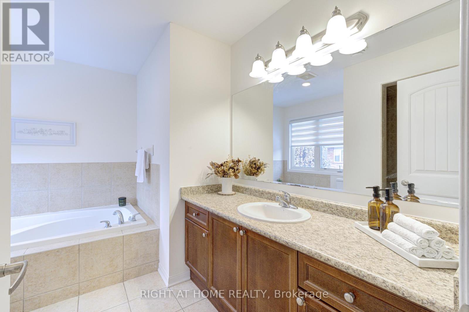 796 Rayner Court, Milton, Ontario  L9T 0N8 - Photo 23 - W12952624