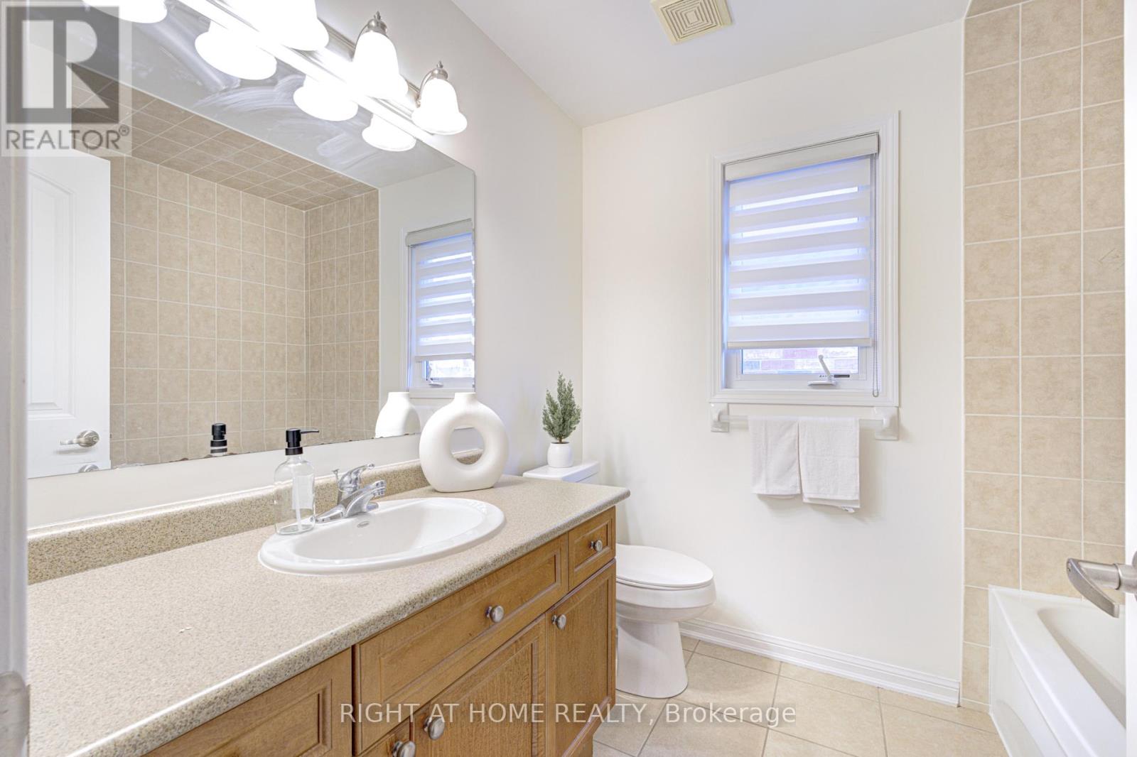 796 Rayner Court, Milton, Ontario  L9T 0N8 - Photo 30 - W12952624