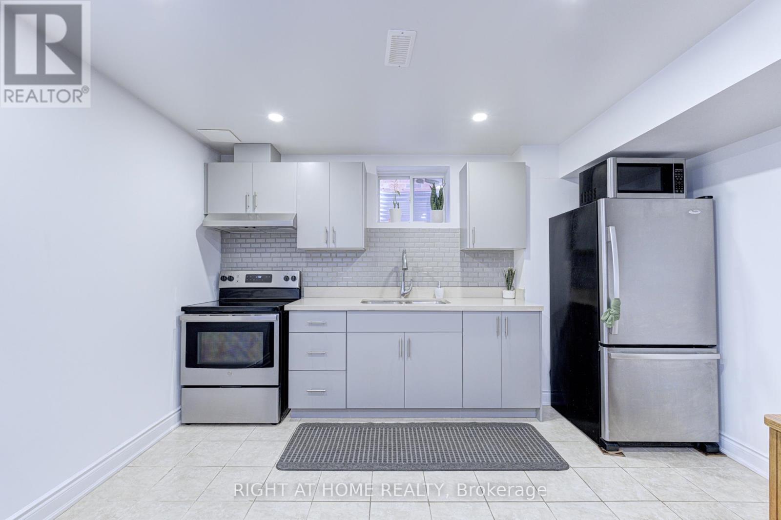 796 Rayner Court, Milton, Ontario  L9T 0N8 - Photo 40 - W12952624