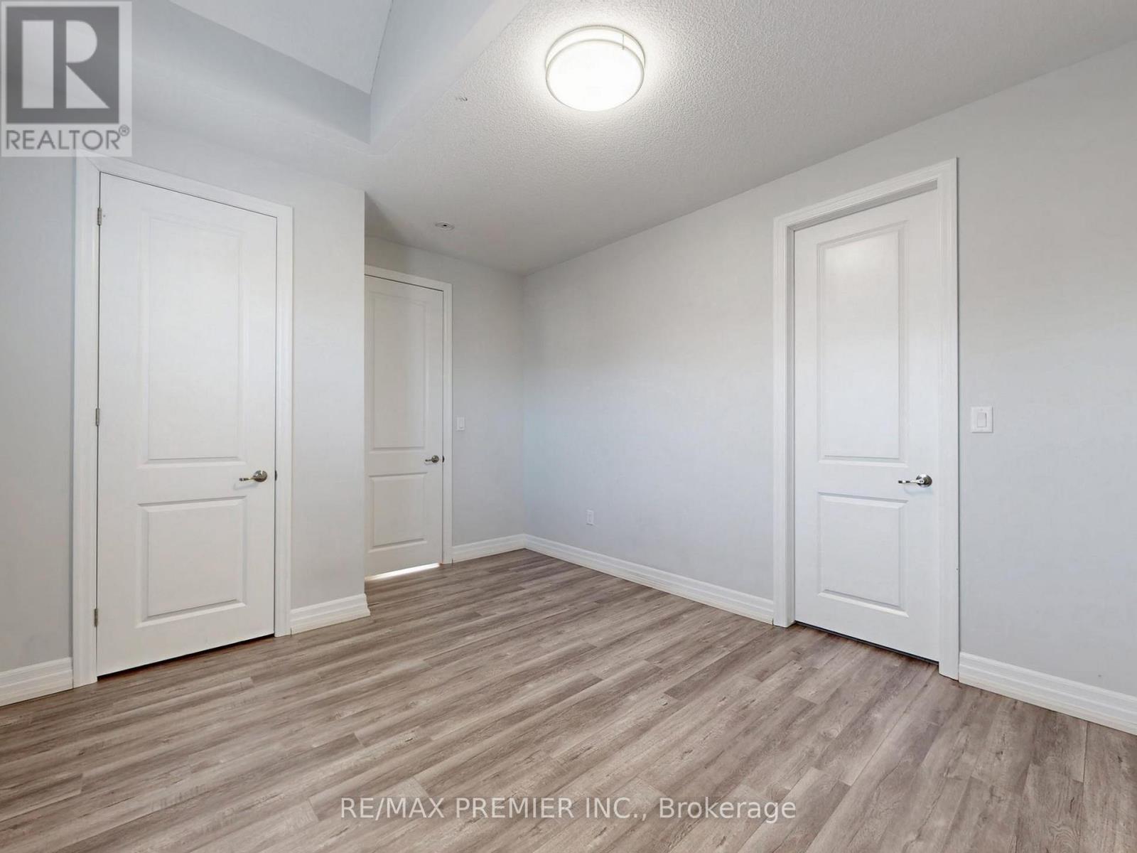 140 Magnolia Crescent, Oakville, Ontario  L6M 4M1 - Photo 33 - W12952632