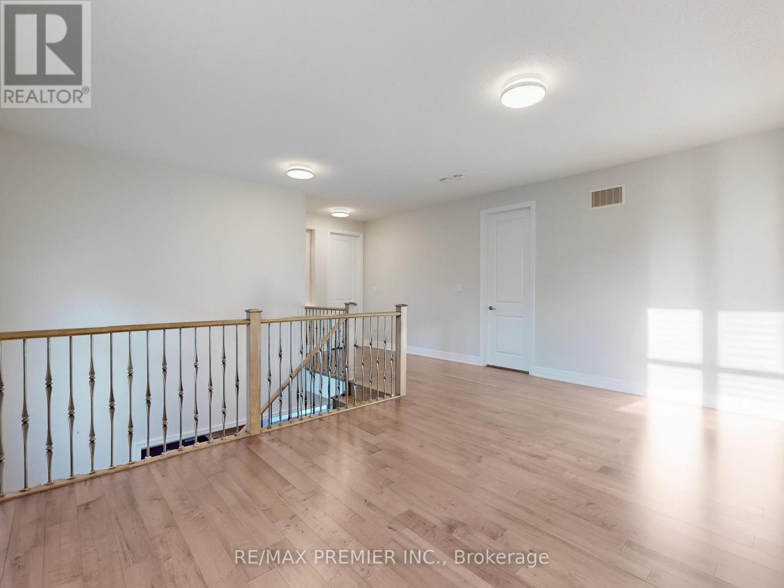 140 Magnolia Crescent, Oakville, Ontario  L6M 4M1 - Photo 44 - W12952632