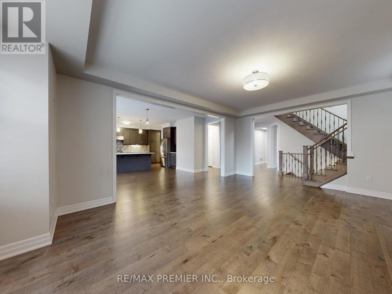 140 Magnolia Crescent, Oakville, Ontario  L6M 4M1 - Photo 8 - W12952632