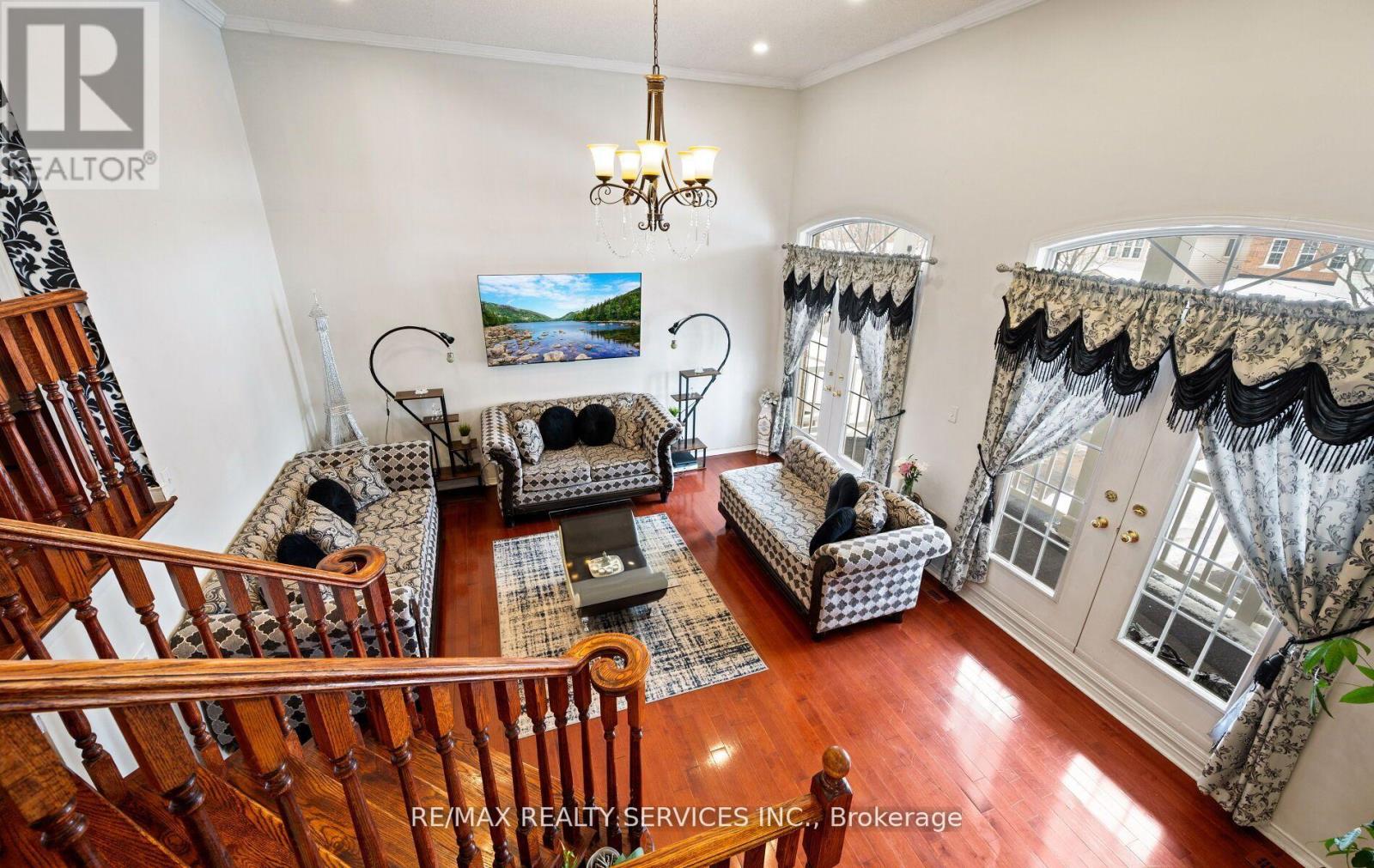 23 Edenvalley Road, Brampton, Ontario  L7A 2M6 - Photo 24 - W12952640