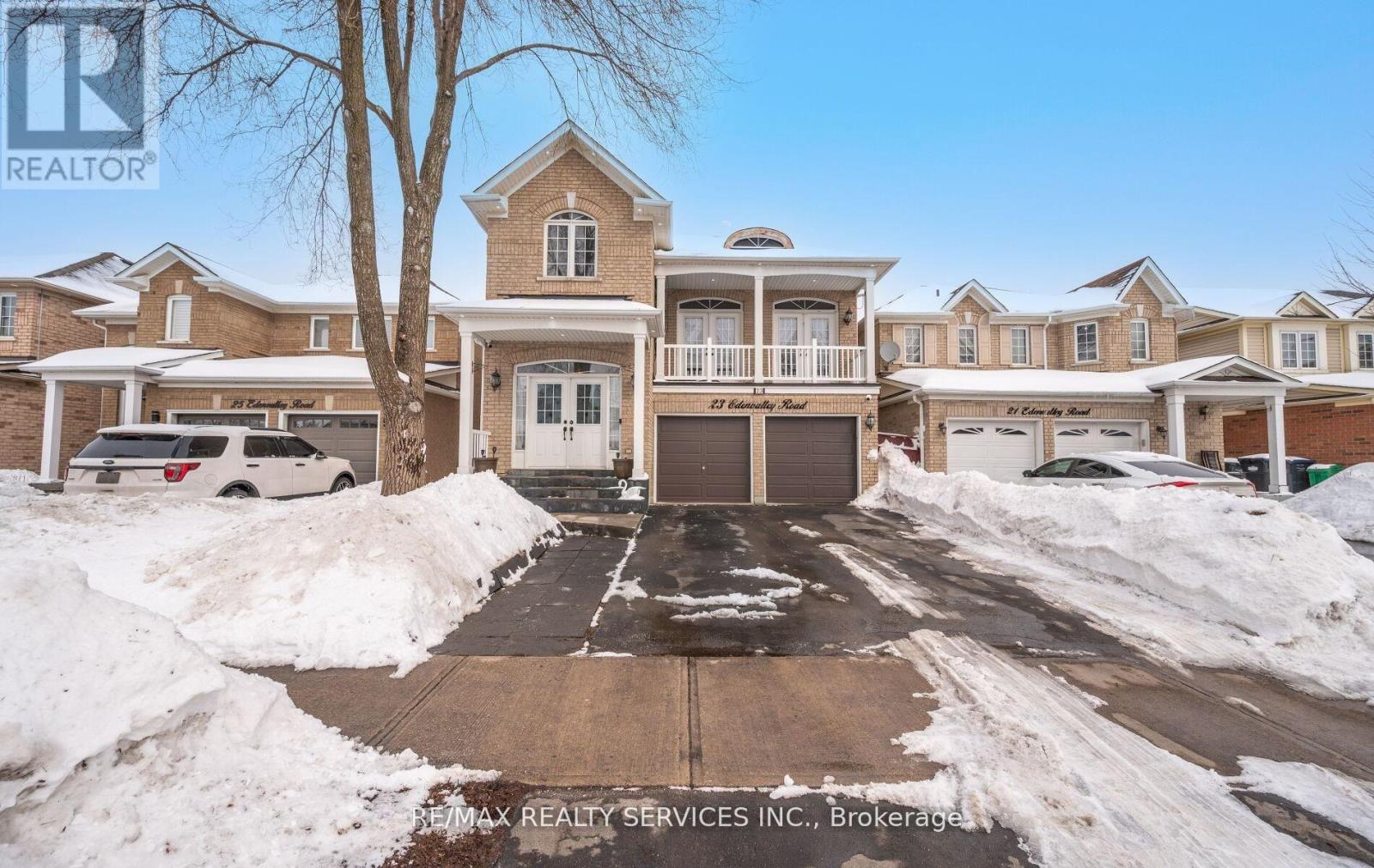 23 Edenvalley Road, Brampton, Ontario  L7A 2M6 - Photo 3 - W12952640