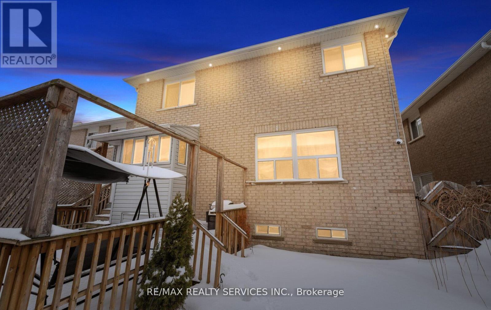 23 Edenvalley Road, Brampton, Ontario  L7A 2M6 - Photo 46 - W12952640