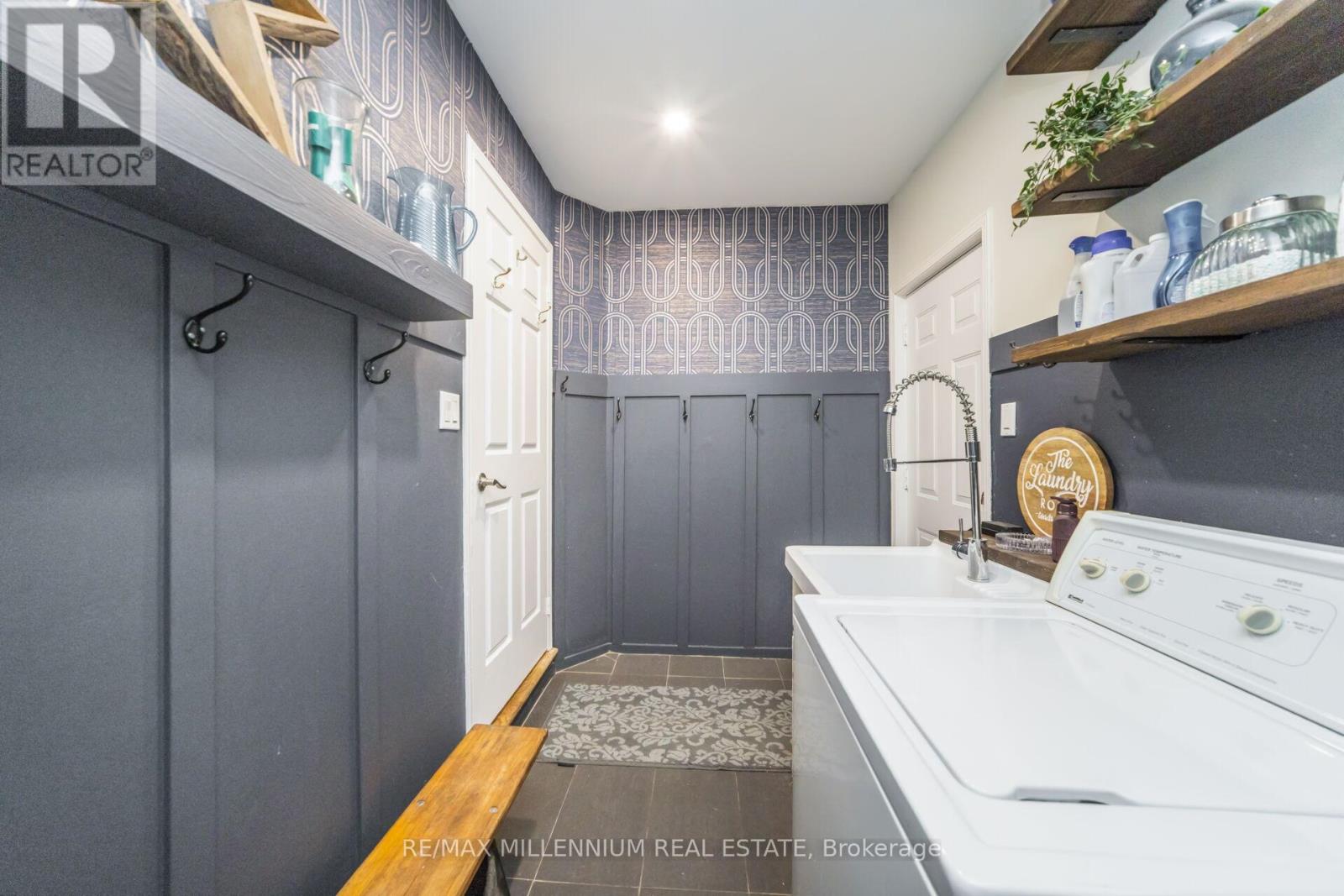 6881 Forest Park Drive, Mississauga, Ontario  L5N 6X7 - Photo 20 - W12952646