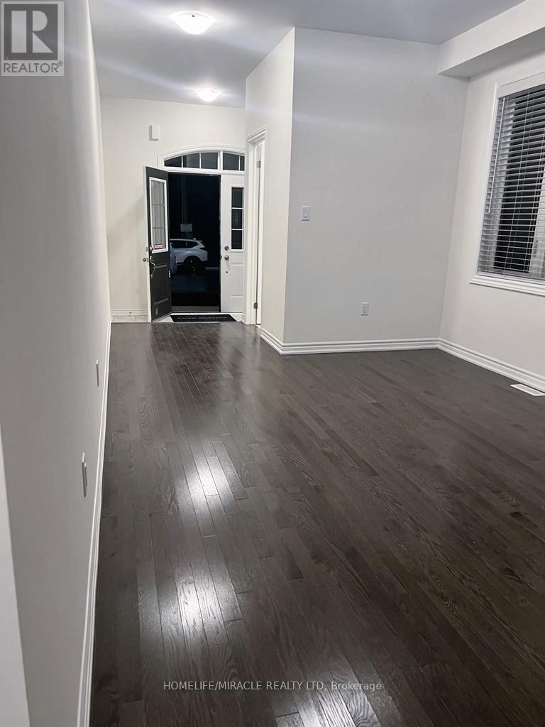 337 Valleyway Drive, Brampton, Ontario  L6X 0N9 - Photo 2 - W12952656