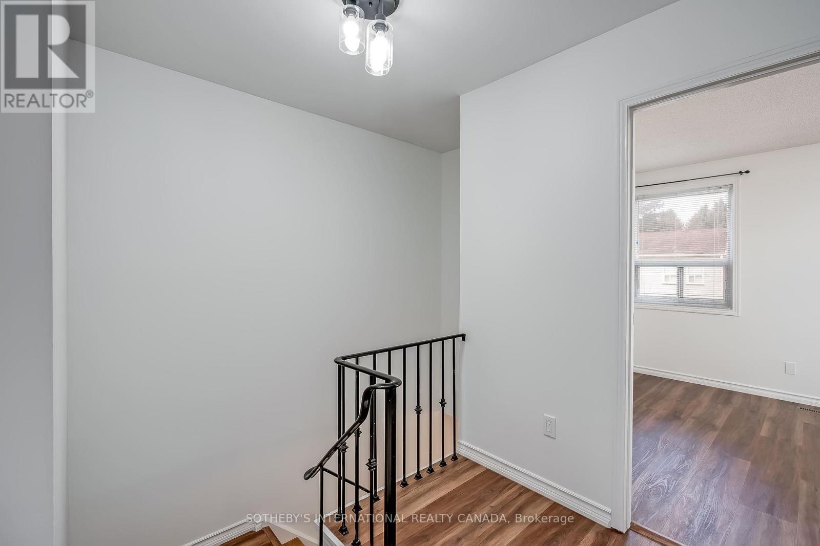 203 - 1055 Shawnmarr Road, Mississauga, Ontario  L5H 3V2 - Photo 11 - W12952696