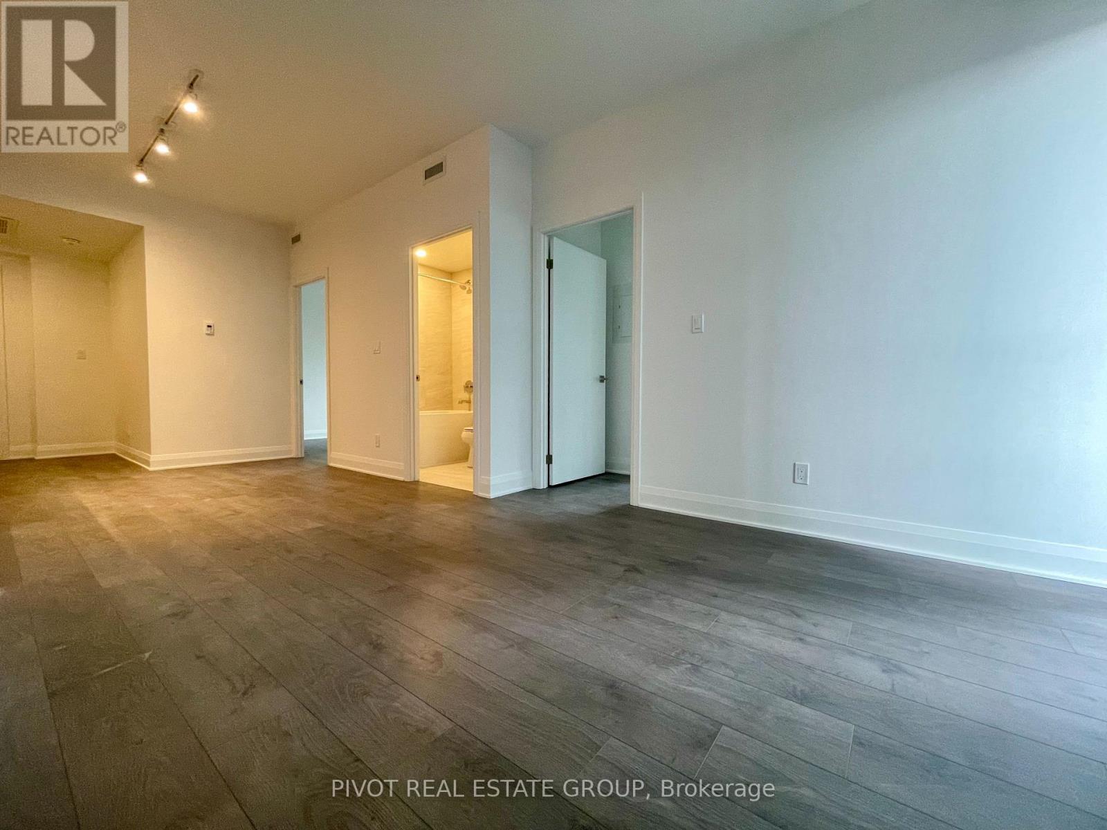 2507 - 2 Erskine Road, Mississauga, Ontario  L5B 0S1 - Photo 29 - W12952766