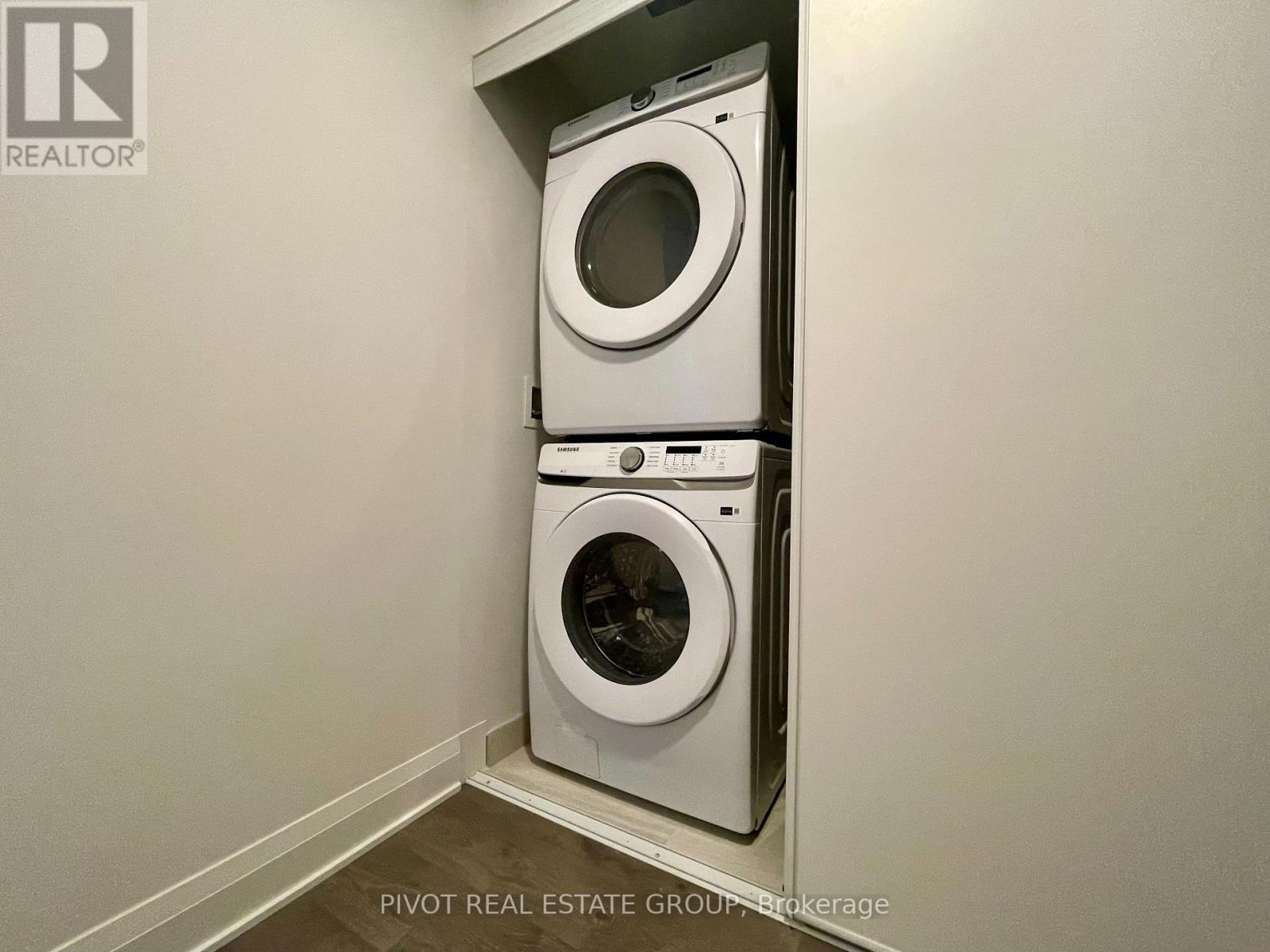 2507 - 2 Erskine Road, Mississauga, Ontario  L5B 0S1 - Photo 5 - W12952766