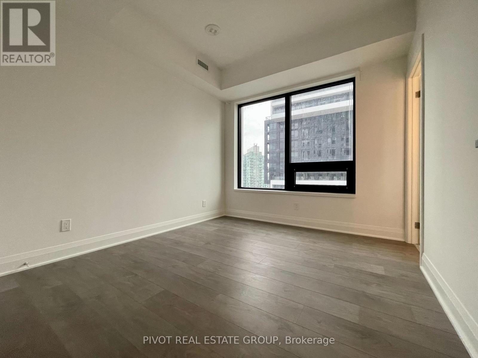 2507 - 2 Erskine Road, Mississauga, Ontario  L5B 0S1 - Photo 7 - W12952766