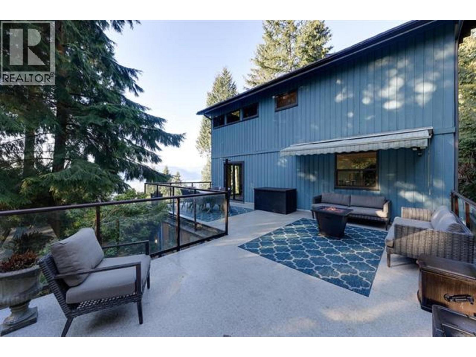 445 Mountain Drive, Lions Bay, British Columbia  V0N 2E0 - Photo 30 - R3098374