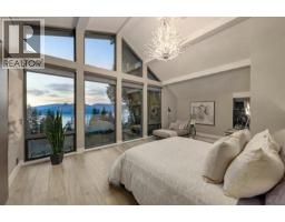 445 MOUNTAIN DRIVE, Lions Bay, British Columbia