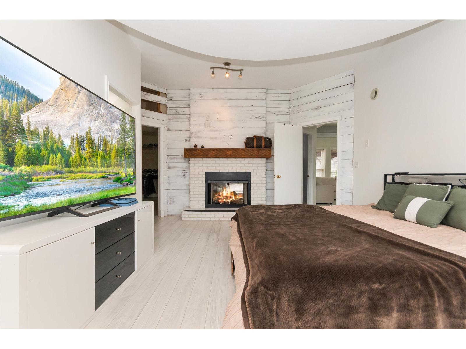 5782 Jinkerson Road, Promontory, Chilliwack, British Columbia  V2R 0C8 - Photo 4 - R3106425