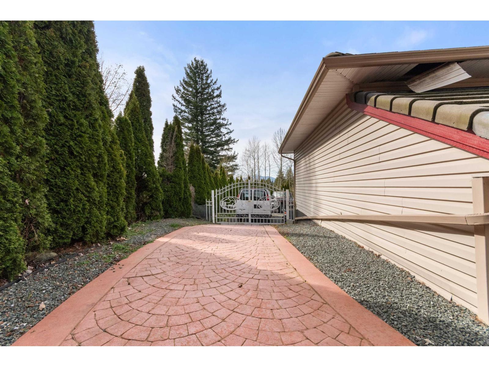 5782 Jinkerson Road, Promontory, Chilliwack, British Columbia  V2R 0C8 - Photo 5 - R3106425