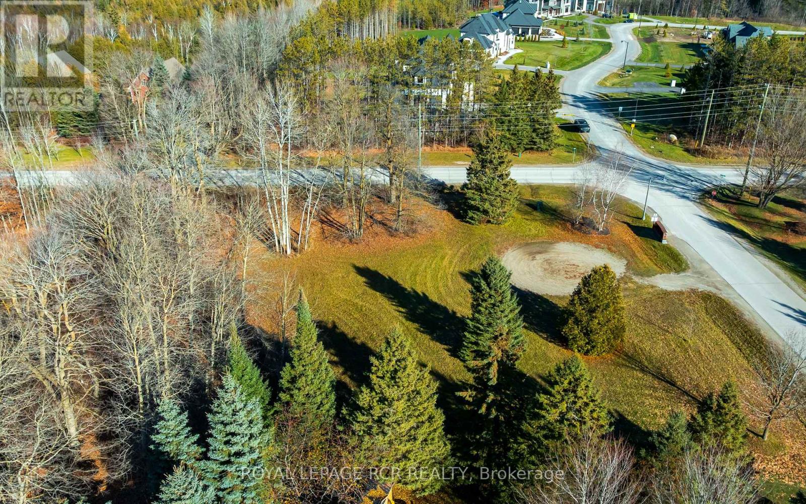 2 Rayburn Meadows Estates, East Garafraxa, Ontario  L9W 7E7 - Photo 4 - X12949232