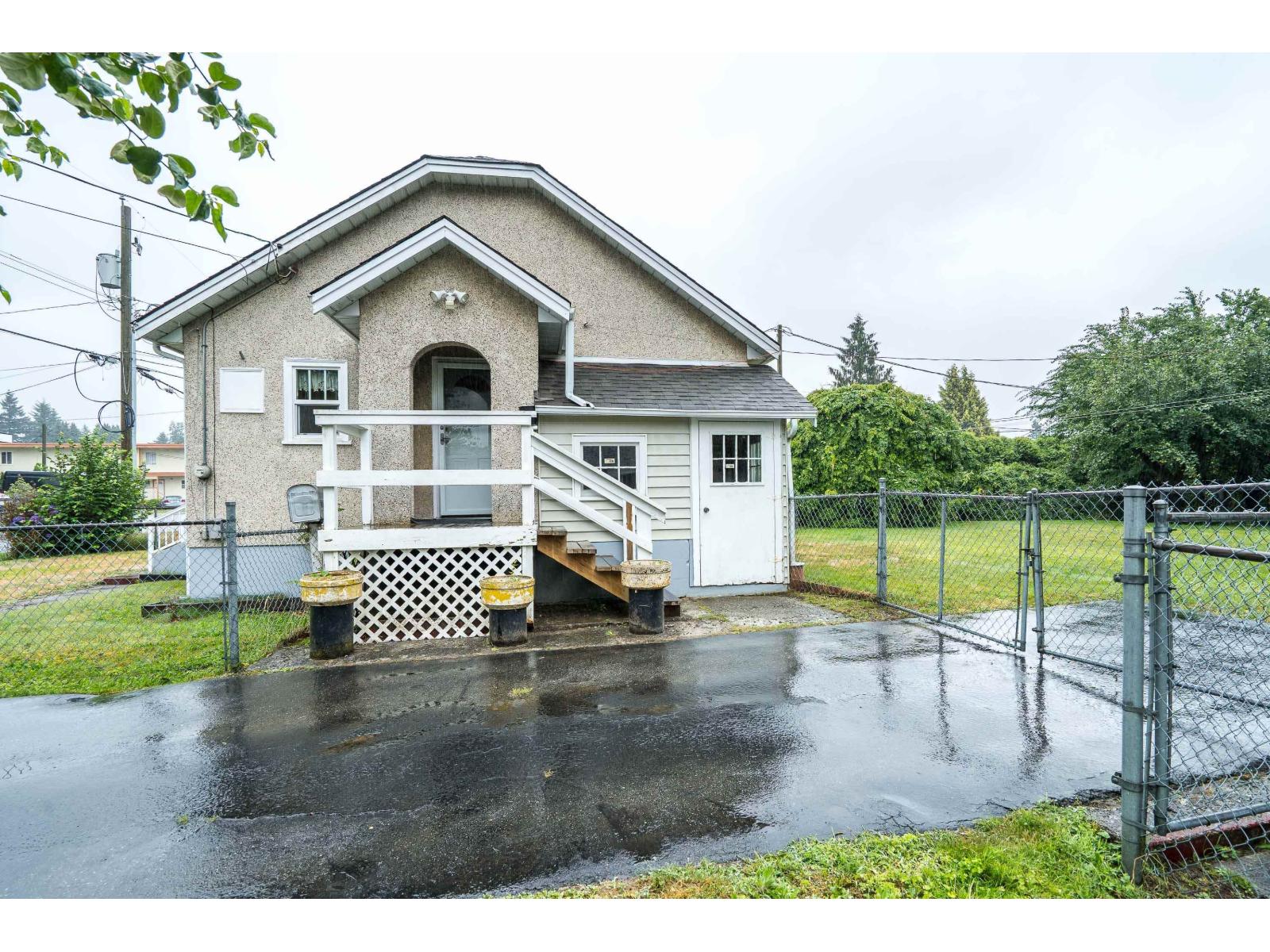 33884 Mayfair Avenue, Abbotsford, British Columbia V2S 1R2 - Photo 5 - R3105843