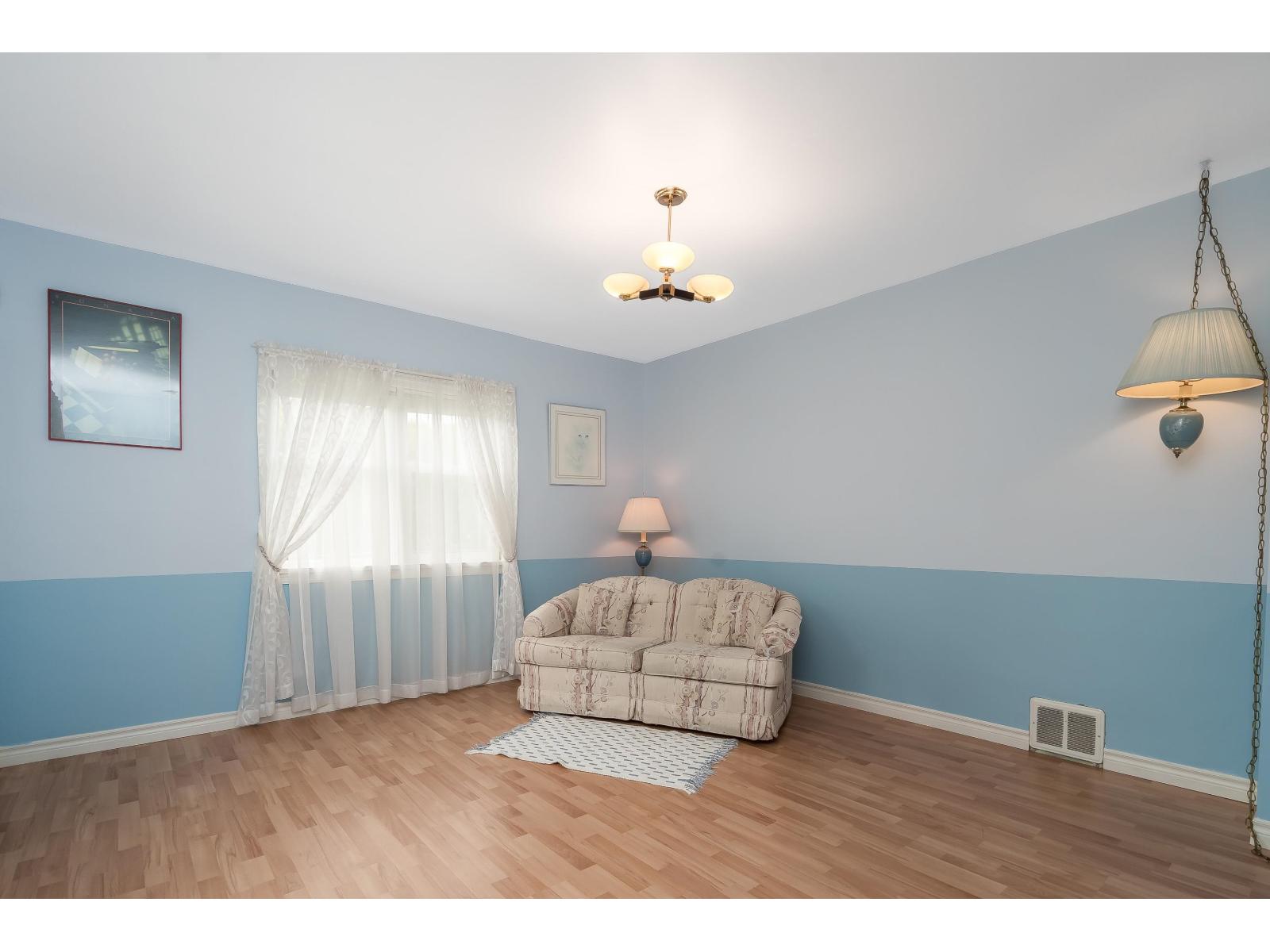 33884 Mayfair Avenue, Abbotsford, British Columbia V2S 1R2 - Photo 9 - R3105843