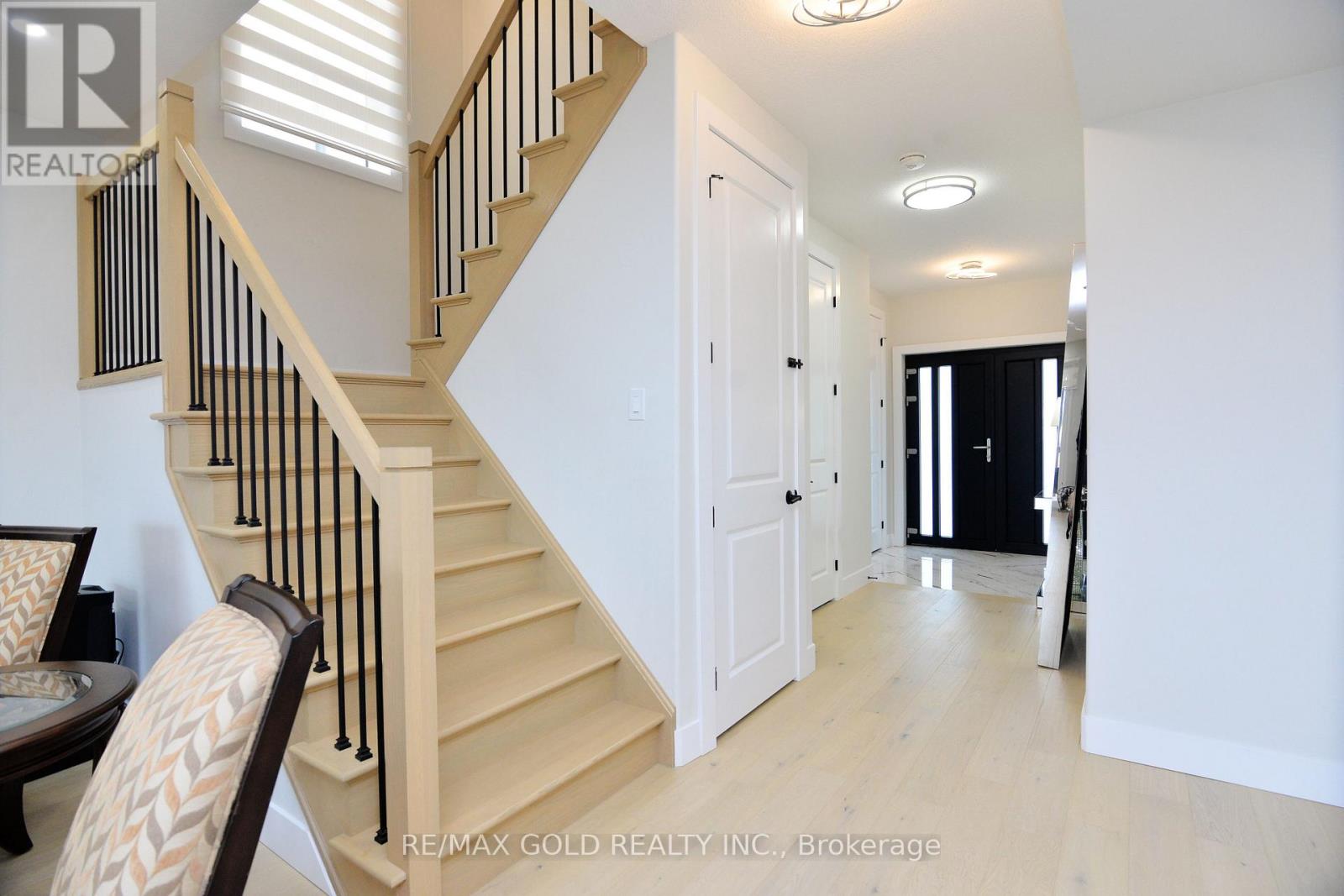 86 Grandville Circle, Brant, Ontario  N3L 0J5 - Photo 6 - X12952578