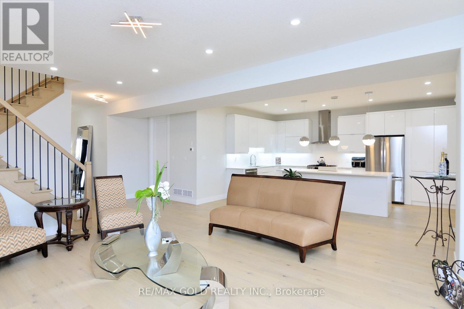 86 Grandville Circle, Brant, Ontario  N3L 0J5 - Photo 8 - X12952578