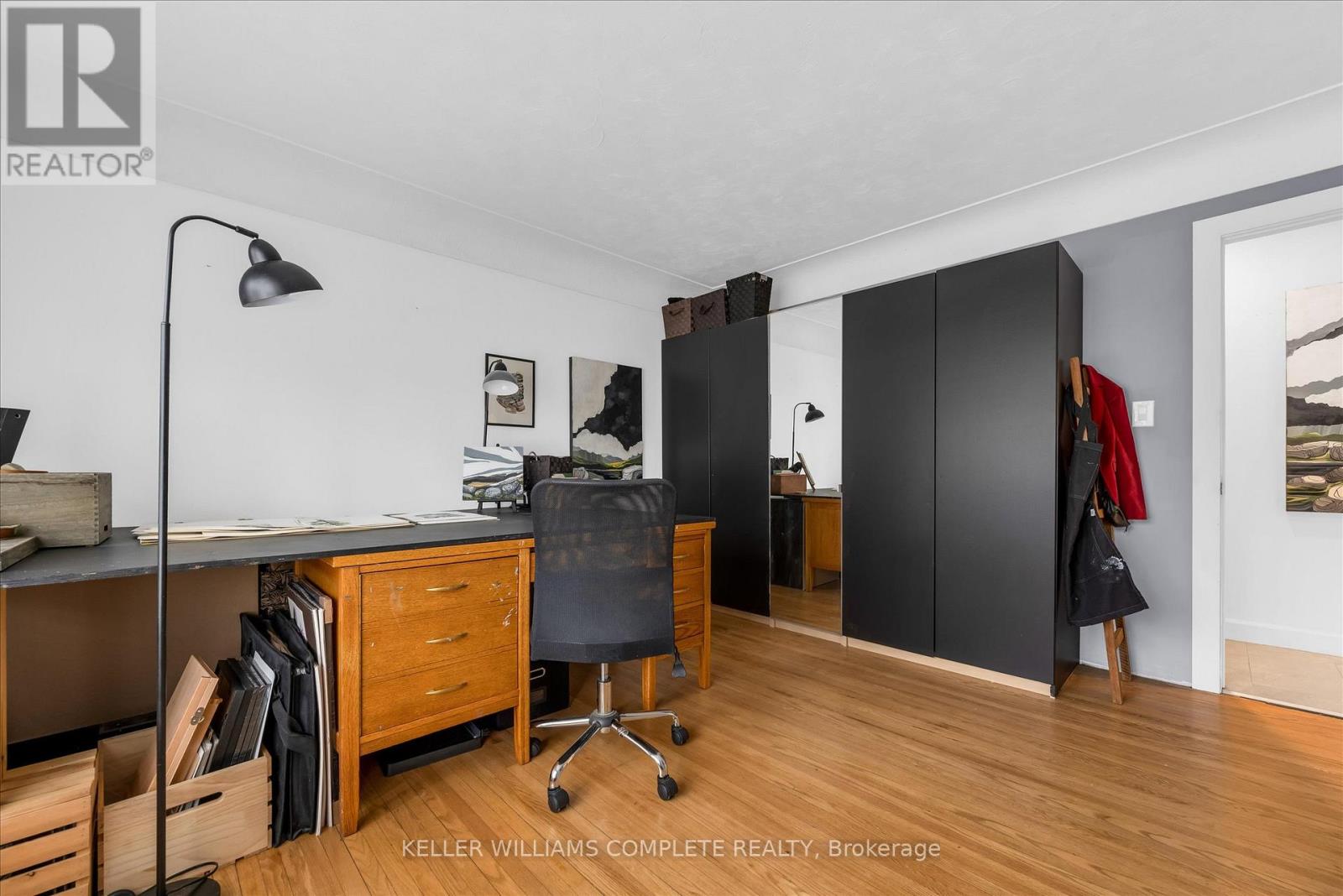 24 Central Park Avenue, Hamilton, Ontario  L9H 2M7 - Photo 11 - X12952588