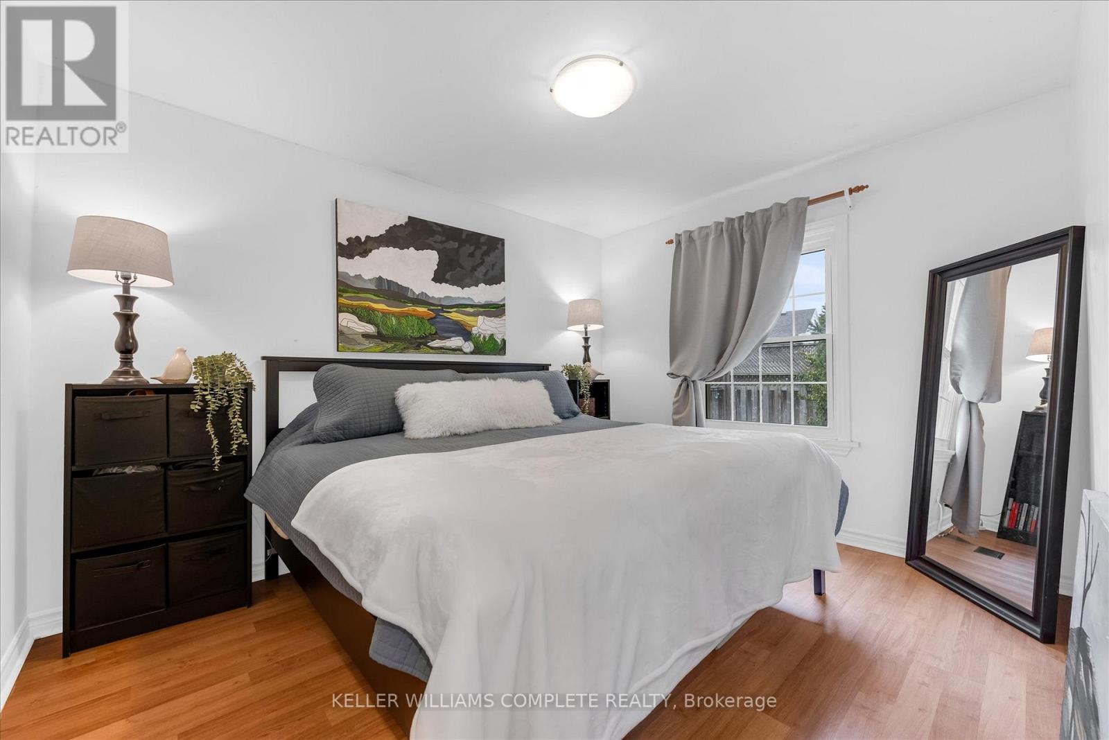 24 Central Park Avenue, Hamilton, Ontario  L9H 2M7 - Photo 12 - X12952588