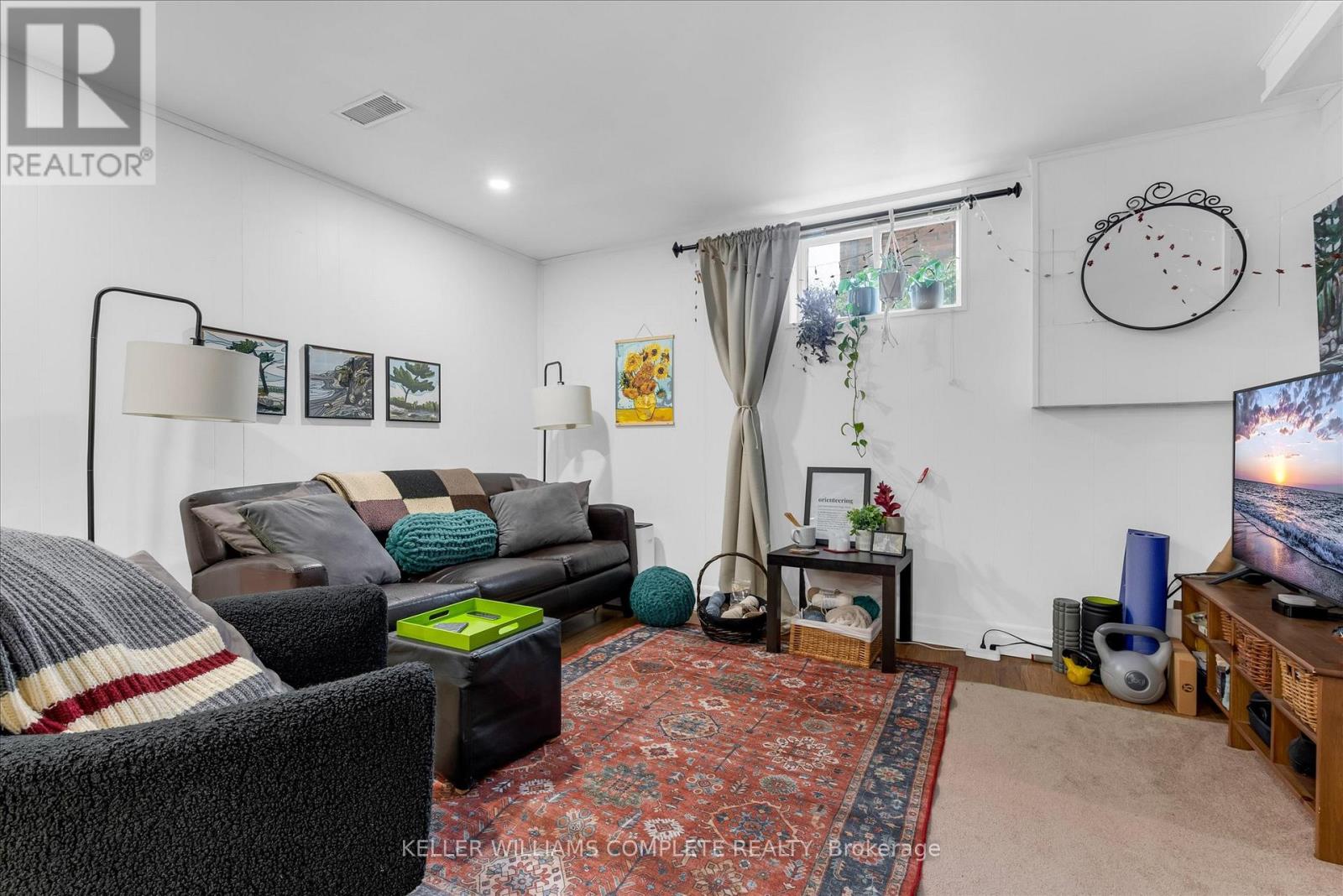 24 Central Park Avenue, Hamilton, Ontario  L9H 2M7 - Photo 20 - X12952588