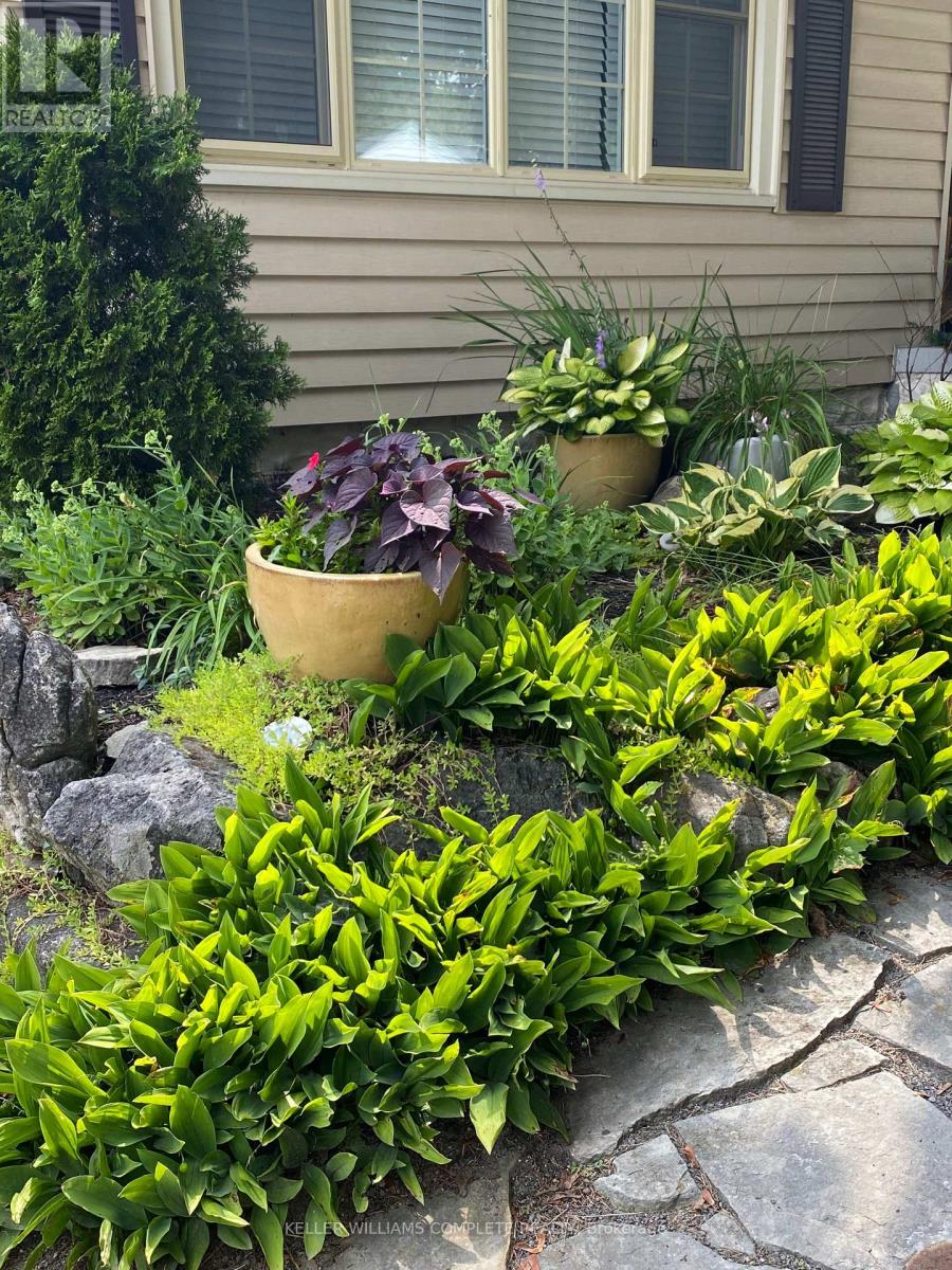 24 Central Park Avenue, Hamilton, Ontario  L9H 2M7 - Photo 34 - X12952588