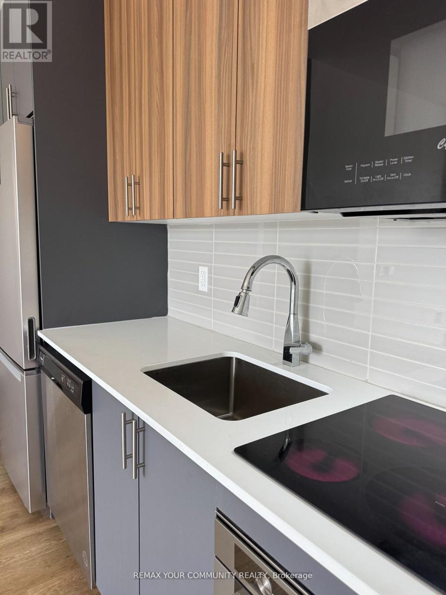 704 - 415 Main Street W, Hamilton, Ontario  L8P 1K5 - Photo 9 - X12952658